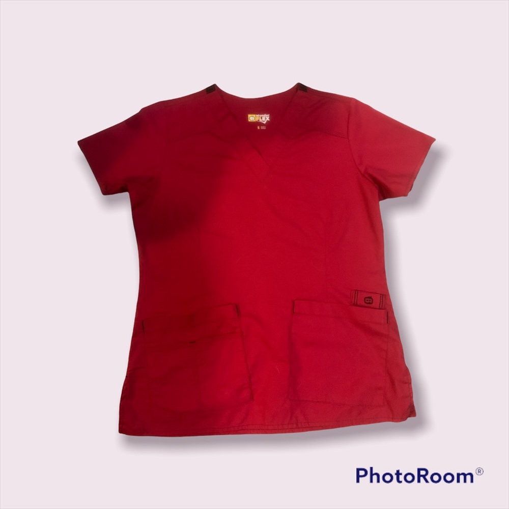 Red wonder flex scrub top